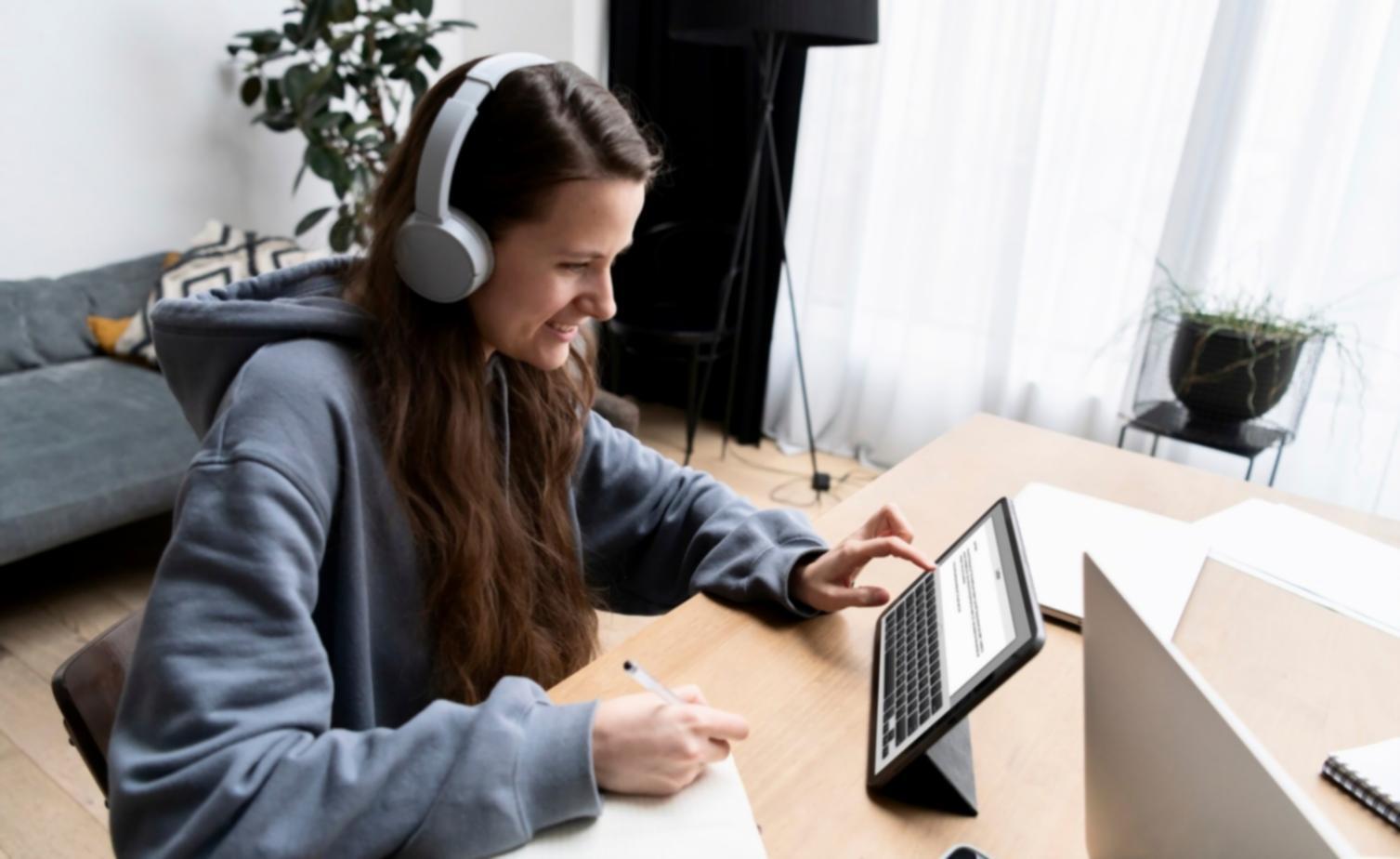 Financial planning and business model analysis workspace